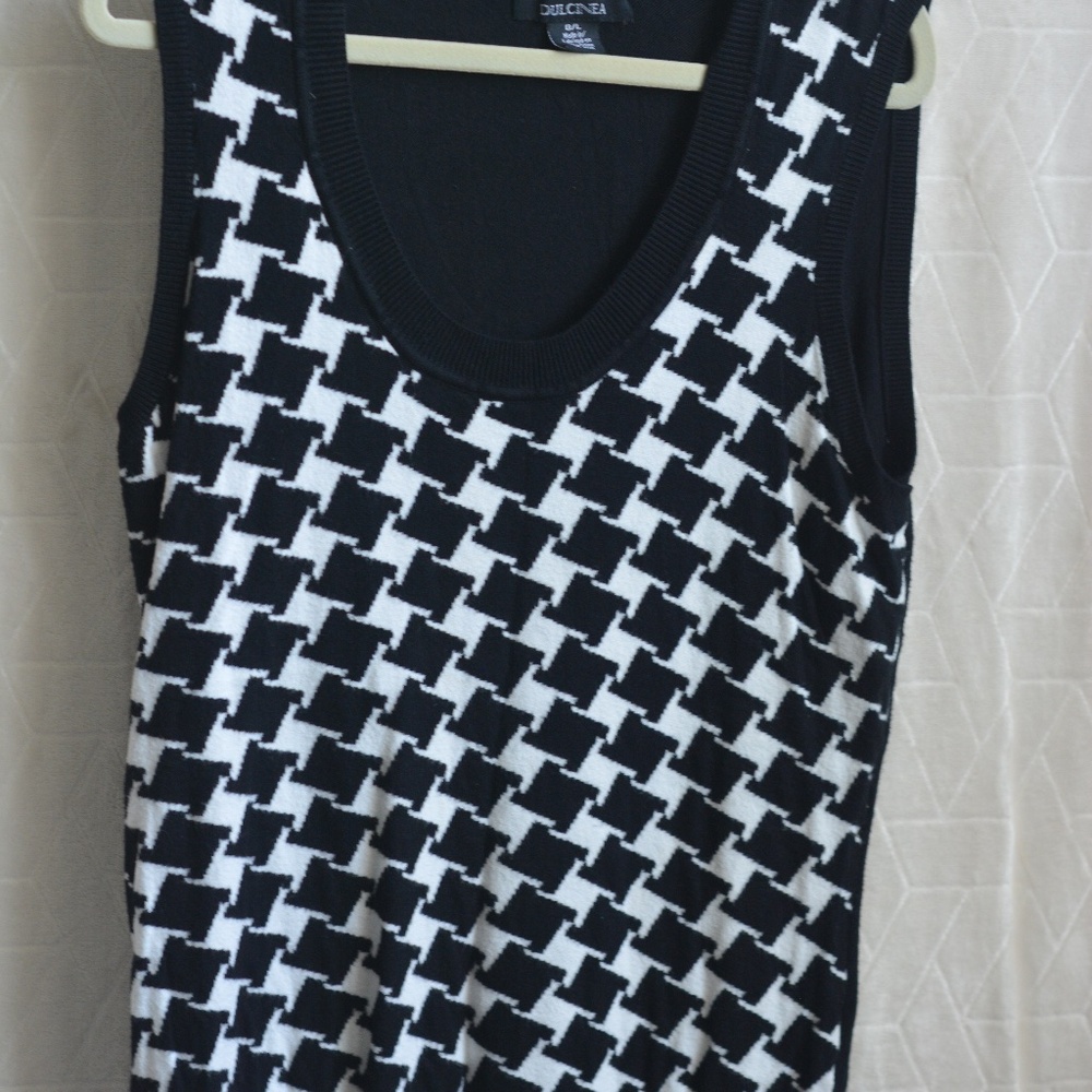 Black Knit Vest Sz L Dulcinea